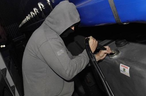 Πήραν… ρεπό μια μέρα και «άδειασαν» το ίδιο πρατήριο