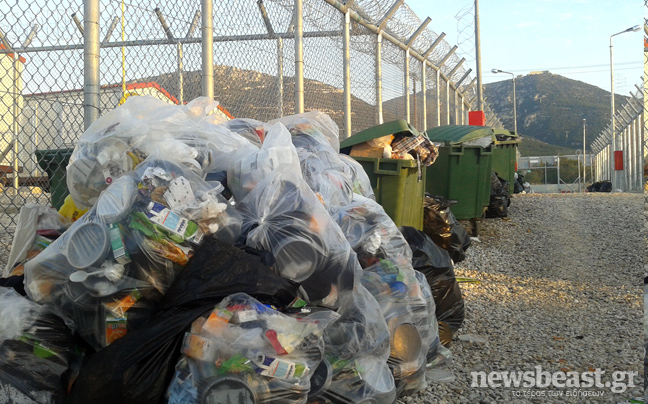 Σημάδια παρακμής και εξαθλίωσης στην Αμυγδαλέζα