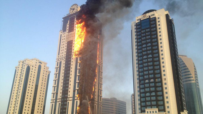 Στις φλόγες ουρανοξύστης στην Τσετσενία