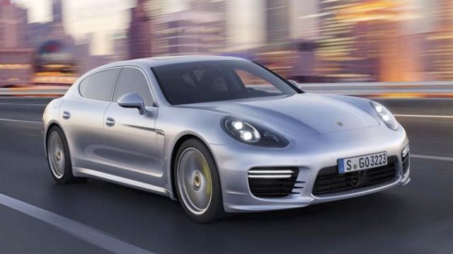 Η ανανεωμένη Porsche Panamera