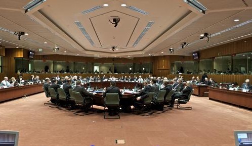 Μαραθώνιες διαπραγματεύσεις στο Ecofin για την εκκαθάριση των τραπεζών