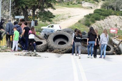 Άνοιξαν το ένα ρεύμα οι κάτοικοι της Ιερισσού