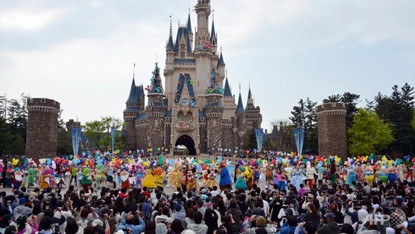 Γιορτάζει τα τριάντα χρόνια της η Ντίσνεϊλαντ του Τόκιο