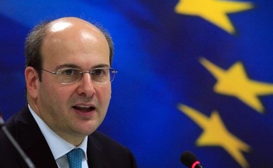 Υποχρέωσή μας η στήριξη των καταναλωτών δήλωσε ο Κ. Χατζηδάκης