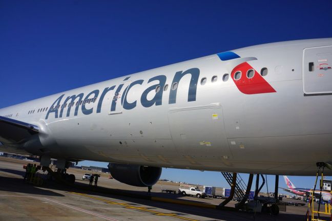 Τέλος οι πτήσεις της American Airlines από και προς τη Βενεζουέλα