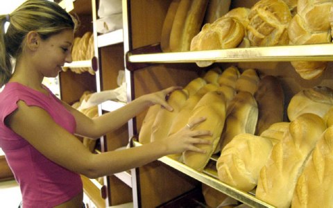 «Αθέμιτος ανταγωνισμός η απελευθέρωση στην αγορά του ψωμιού»