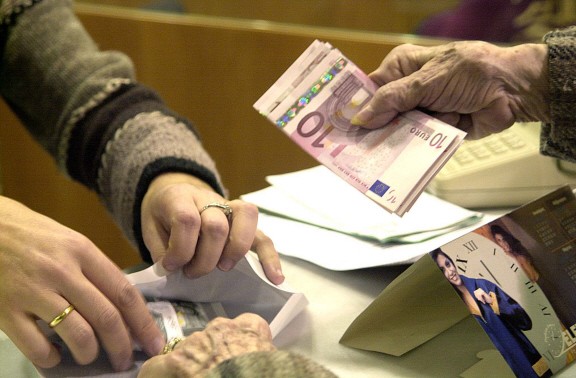 Αύριο η καταβολή των συντάξεων του ΟΓΑ