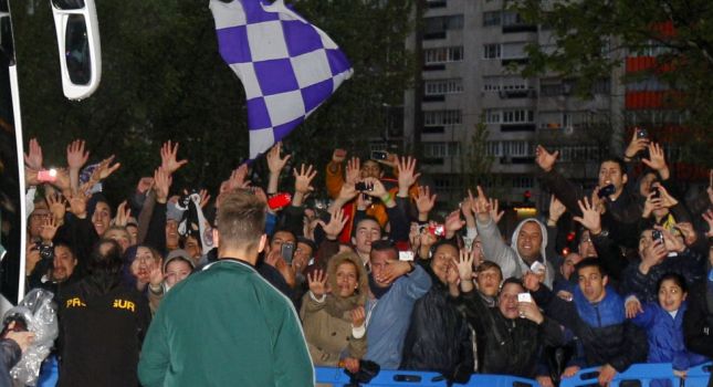 «Ρεάλ μπορείς, μπορείς να προκριθείς!»