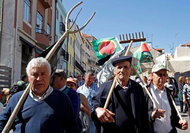 Πρωτομαγιάτικες διαδηλώσεις στην Πορτογαλία