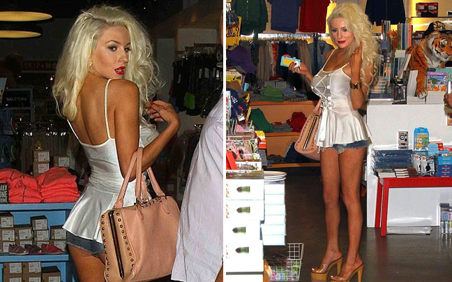 Η Courtney Stodden ψωνίζει από τα… παιδικά