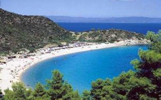 Ψηφίζουν… παραλία οι Βορειοελλαδίτες