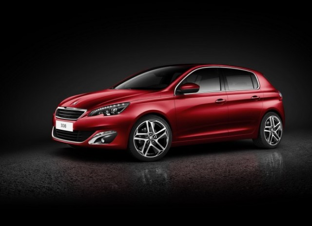 Οι πρώτες φωτογραφίες του νέου Peugeot 308