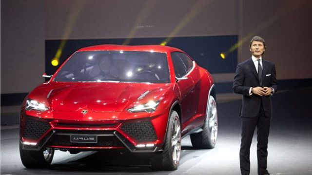 Στην παραγωγή η Lamborghini Urus