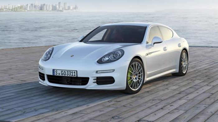 Όλες οι Porsche από το 2016 και υβριδικές