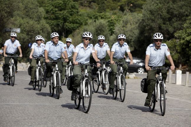 Αστυνομικές περιπολίες με ποδήλατα!