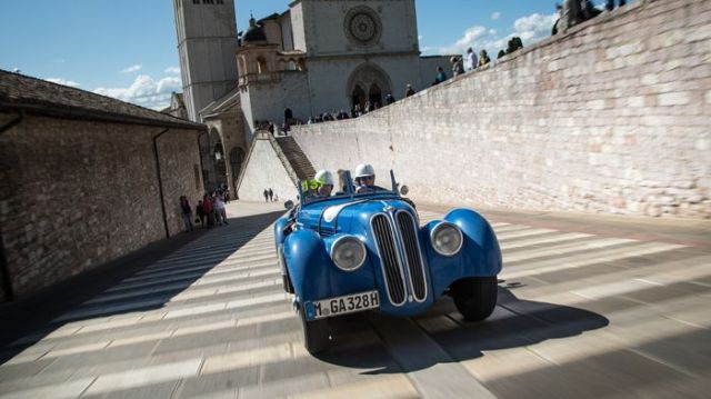 Η BMW 328 στο Mille Miglia του 2013
