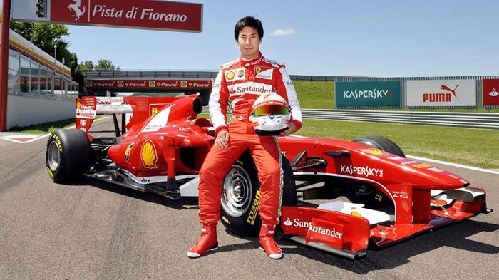 O Kobayashi μέσα σε Ferrari