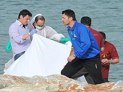 Επιβάτης σκάφους είδε πτώμα στη λιμνοθάλασσα της Βενετίας