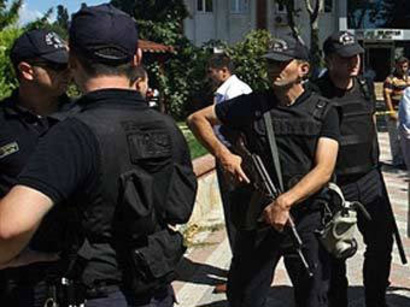 Δώδεκα συλλήψεις υπόπτων για κατοχή χημικών ουσιών στην Τουρκία