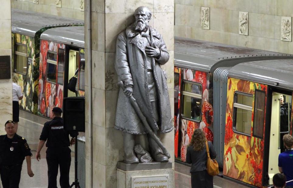 Κινούμενη γκαλερί το μετρό της Μόσχας
