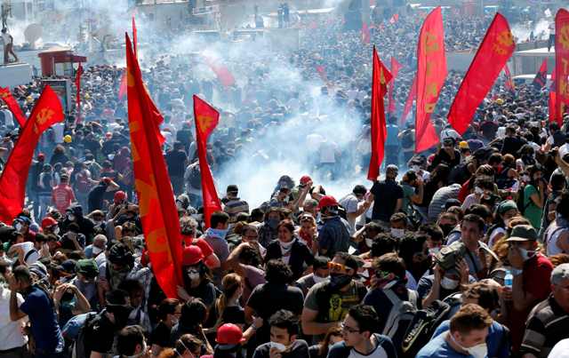 Διαδήλωση υπέρ της Τζουμχουριέτ διέλυσε η τουρκική αστυνομία