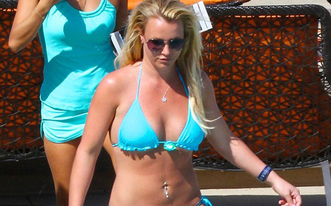 Η Britney Spears ξαναφόρεσε το μαγιό της