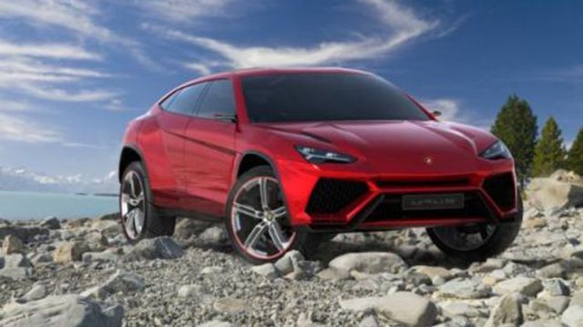 Με ατμοσφαιρικούς κινητήρες το Lamborghini Urus