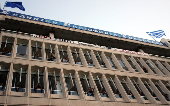 «Σκληρό χτύπημα για τα ελληνικά μίντια το κλείσιμο της ΕΡΤ»