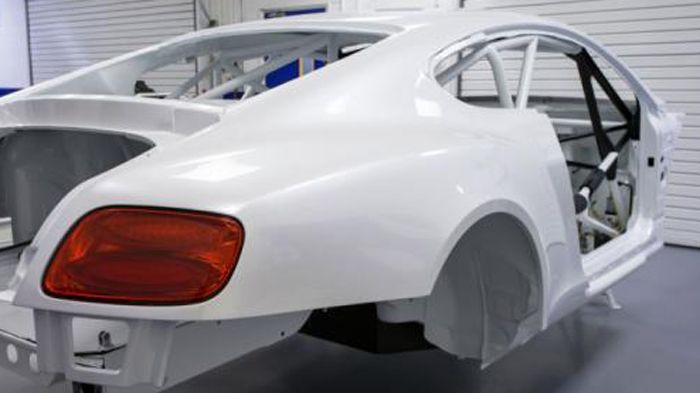 Η Bentley Continental GT3 ετοιμάζεται