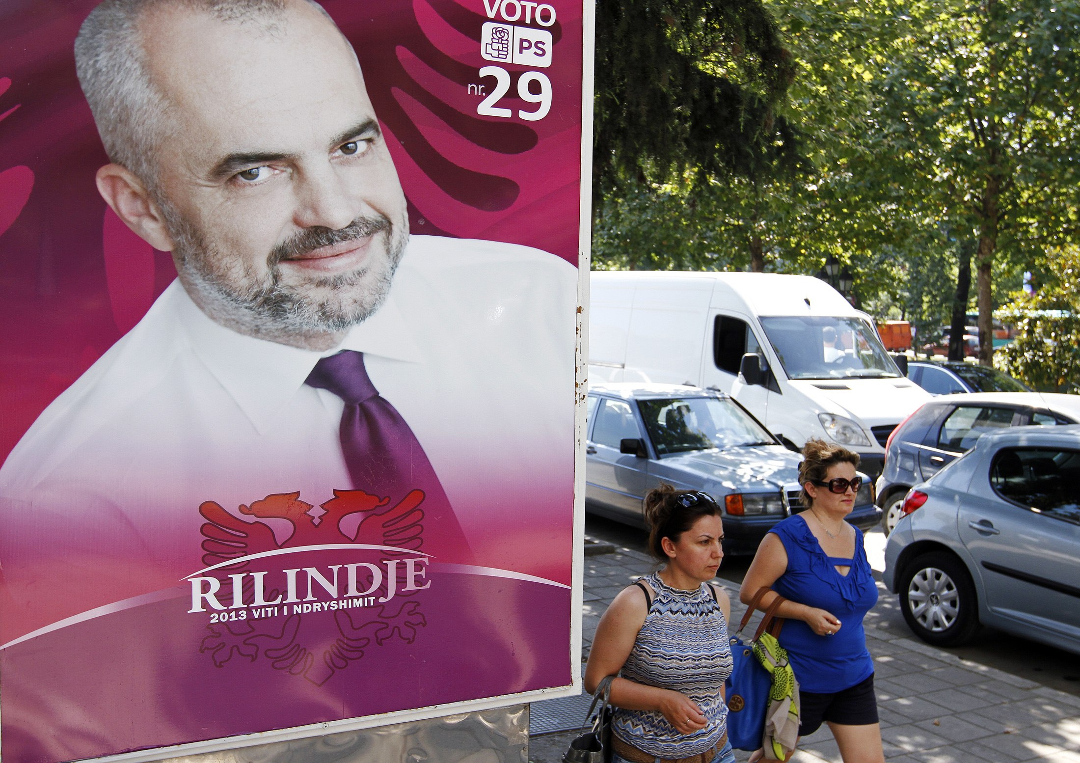 Ένας νεκρός σε εκλογικό κέντρο της Αλβανίας