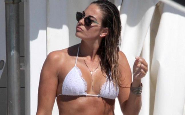 Η Veronica Angeloni… δροσίζεται