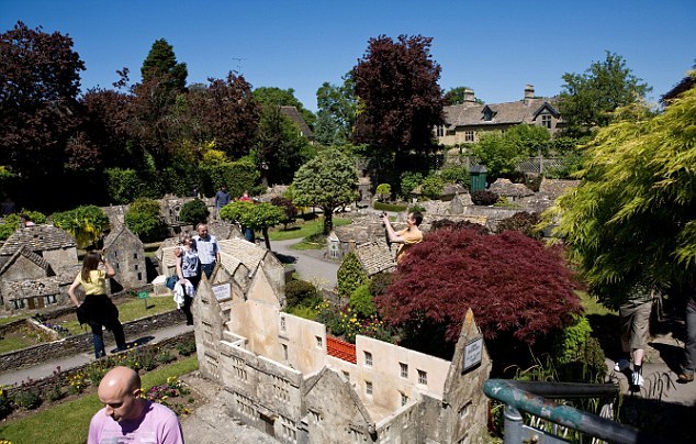 Η «Μικρή Βενετία του Cotswolds»