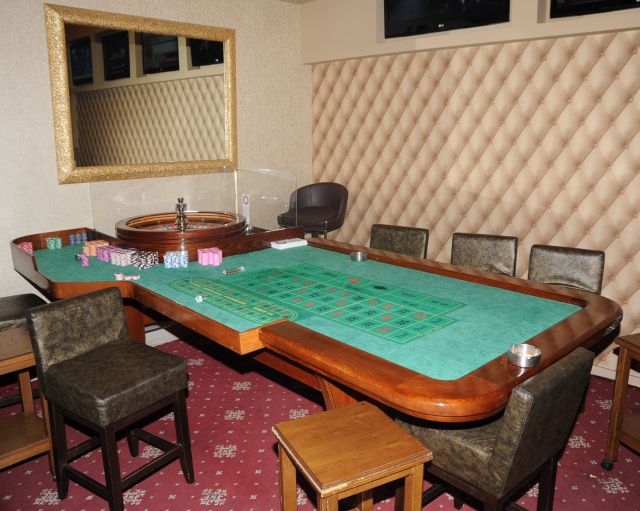 Εντοπίσθηκε παράνομο «μίνι καζίνο» στην Καλλιθέα