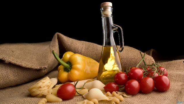 Μας σώζει η μεσογειακή διατροφή