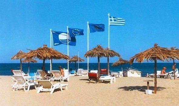 Αυτές είναι οι 395 ακτές με «Γαλάζια Σημαία» για το 2015