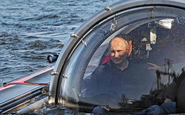 Ο Βλαντιμίρ Πούτιν στα ίχνη του James Bond