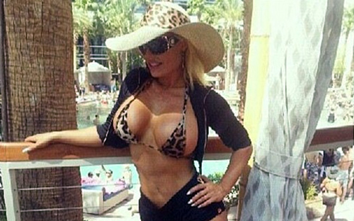 Coco Austin η&#8230; καουμπόισσα