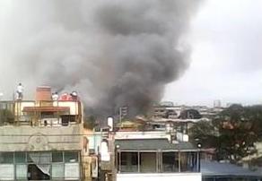 Πυρκαγιά σε παραγκούπολη στη Μανίλα των Φιλιππίνων