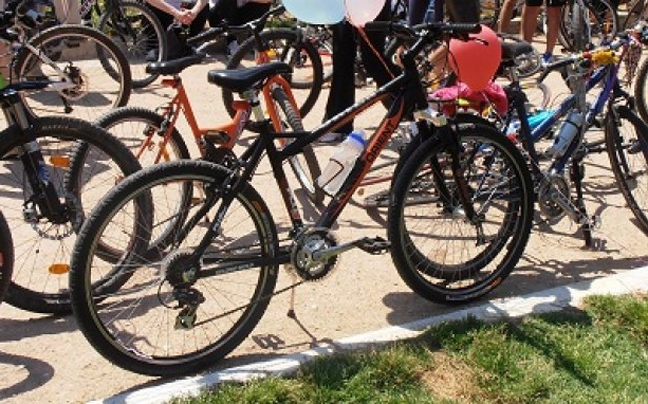 Έκλεψαν τα ποδήλατα με τα οποία κάνουν δωρεάν βόλτα οι δημότες