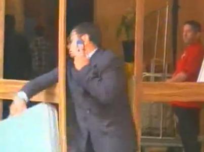 Η πόρτα… φάντασμα