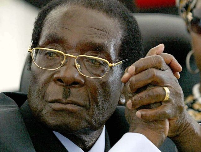Νέα πενταετής θητεία για τον 89χρονο Μουγκάμπε