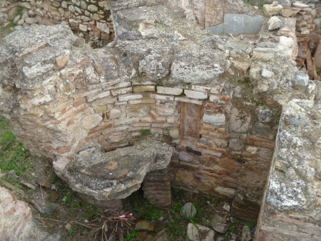 Το «Ρωμαϊκό Βαλανείο» της Ραφήνας αποκαλύπτεται