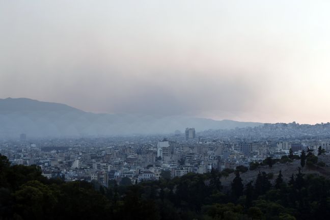 Στον ανακριτή για τη φωτιά στη Βαρυμπόμπη ο 60χρονος