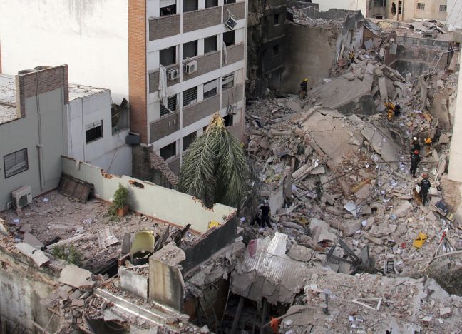 Πολύνεκρη έκρηξη σε κτίριο της Αργεντινής