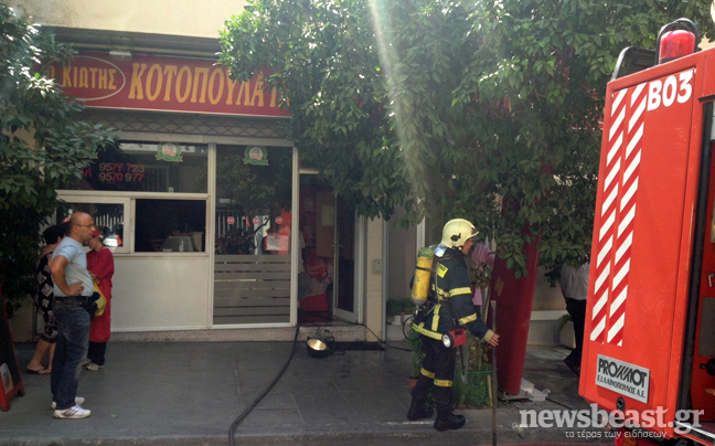 Υπό έλεγχο η φωτιά στην Καλλιθέα