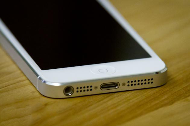 Home Button με αισθητήρα αποτυπωμάτων στο iPhone 5S