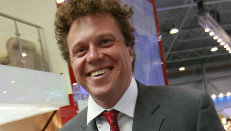 Τη σύλληψη του μεγιστάνα Σεργκέι Πολόνσκι ζητούν οι ρωσικές αρχές