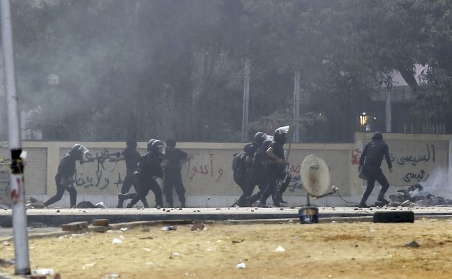 Απαγορεύτηκαν οι καθιστικές διαμαρτυρίες στην Αίγυπτο