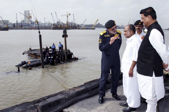 Εντοπίστηκε και τρίτη σορός στο ινδικό υποβρύχιο