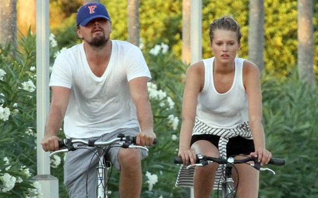 Ποδηλατάδα για τον DiCaprio και την αγαπημένη του